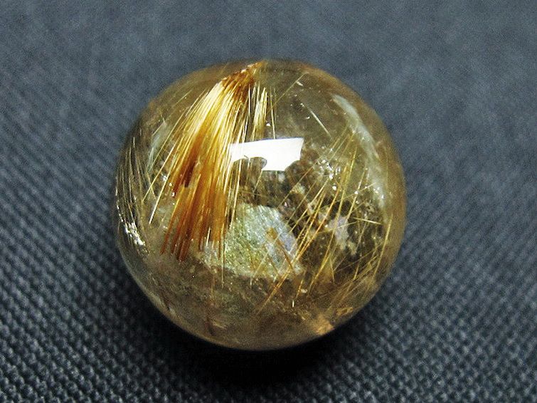 ゴールドタイチンルチル入り 水晶 丸玉 14mm [t145-2310] 2枚目