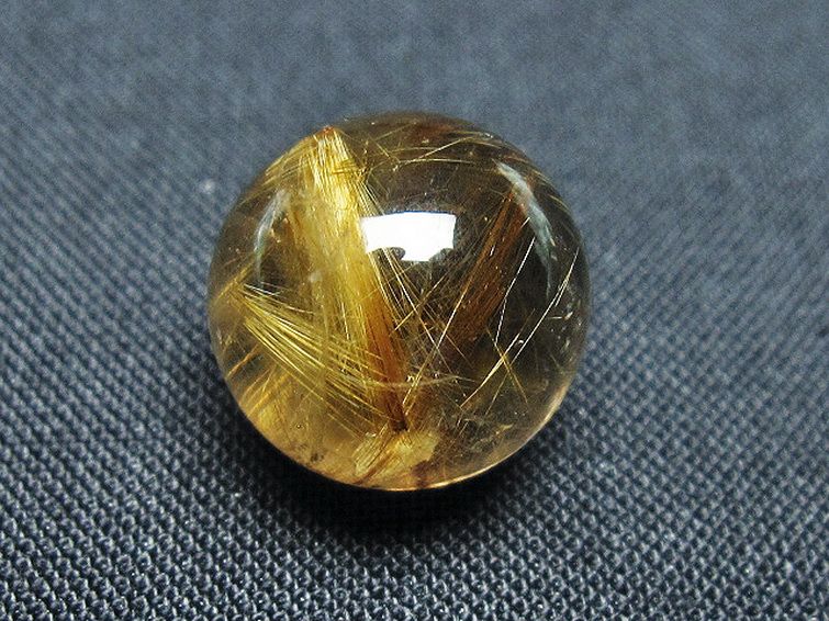 ゴールドタイチンルチル入り 水晶 丸玉 14mm [t145-2310] 3枚目