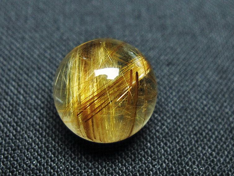 ゴールドタイチンルチル入り 水晶 丸玉 11mm [t145-2338] 2枚目