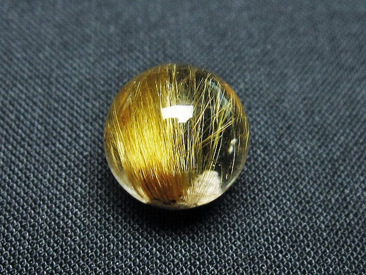 ゴールドタイチンルチル入り 水晶 丸玉 12mm [t145-2345] 1枚目