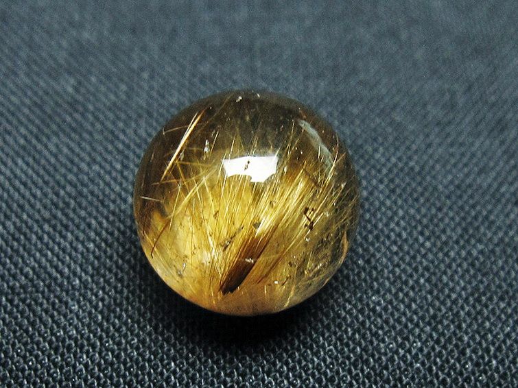 ゴールドタイチンルチル入り 水晶 丸玉 13mm [t145-2357] 3枚目