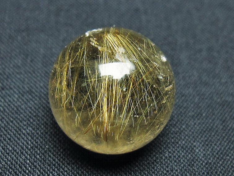 ゴールドタイチンルチル入り 水晶 丸玉 19mm [t145-2379] 2枚目