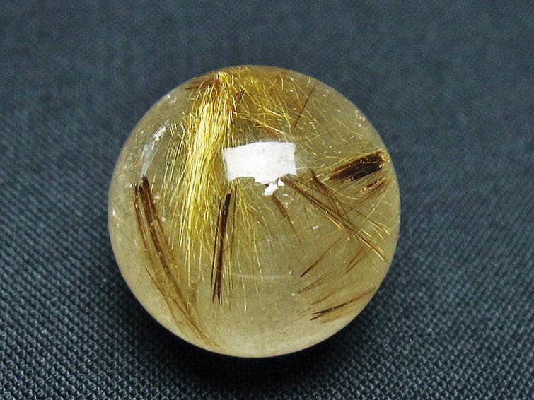 ゴールドタイチンルチル入り 水晶 丸玉 20mm [t145-2389] 2枚目
