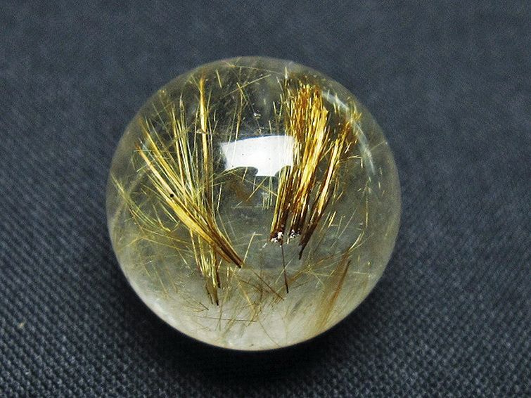 ルチルクォーツ 丸玉 ゴールドタイチンルチル水晶 20mm t145-2427の