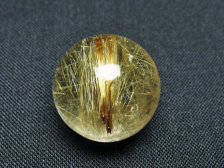 ゴールドタイチンルチル入り 水晶 丸玉 19mm [t145-2545] 1枚目