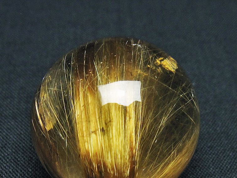 ゴールドタイチンルチル入り 水晶 丸玉 30mm [t145-2564] 2枚目