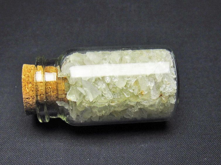 リビアングラス さざれ [t145-2622] 2枚目