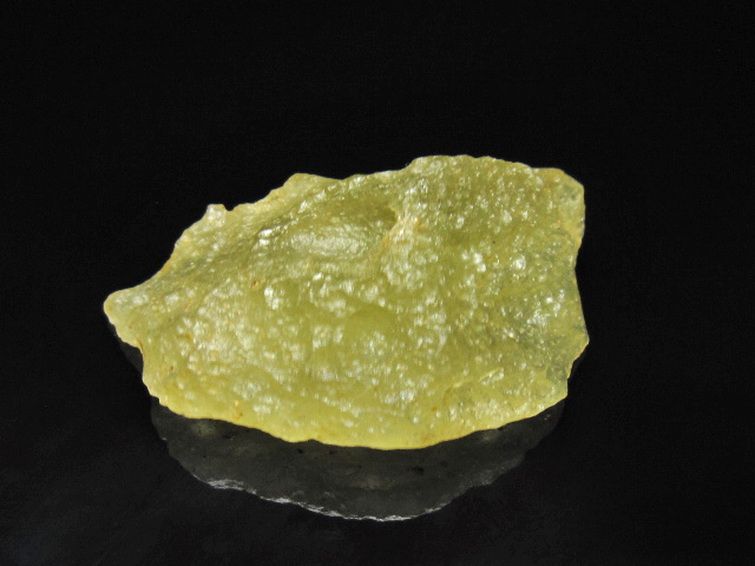 リビアングラス 原石 [t145-2713] 2枚目