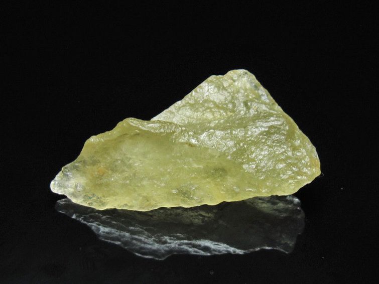 リビアングラス 原石 [t145-2730] 2枚目