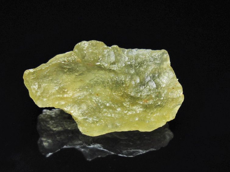 リビアングラス 原石 [t145-2745] 3枚目