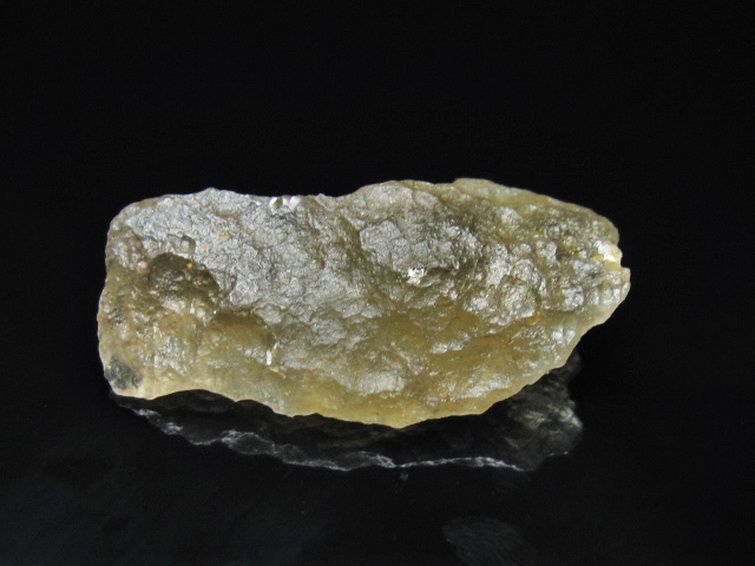 リビアングラス 原石 [t145-2750] 3枚目