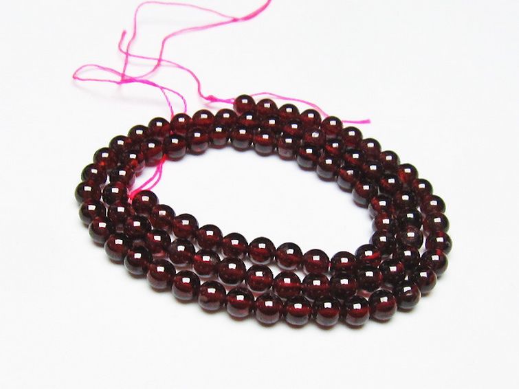 ガーネット 一連 ビーズ 5mm [T177-1952] 1枚目