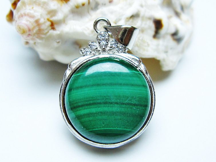 マラカイト ペンダント [t19-3832] 1枚目