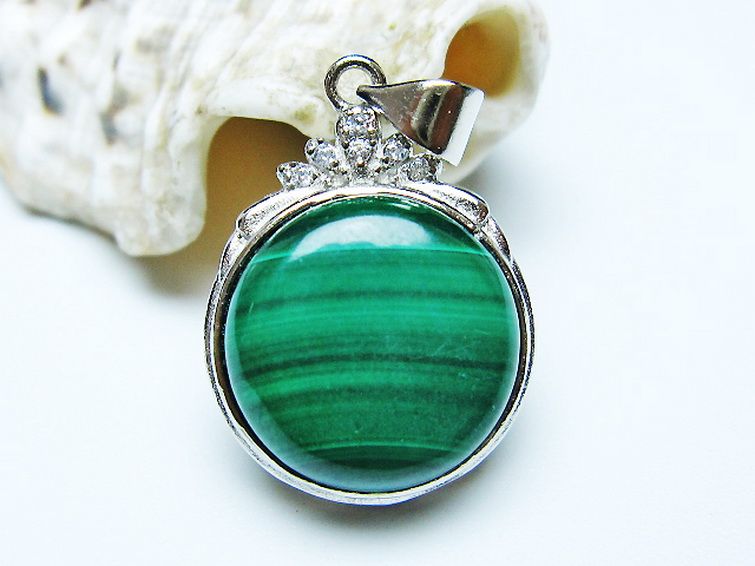 マラカイト ペンダント [t19-3832] 2枚目