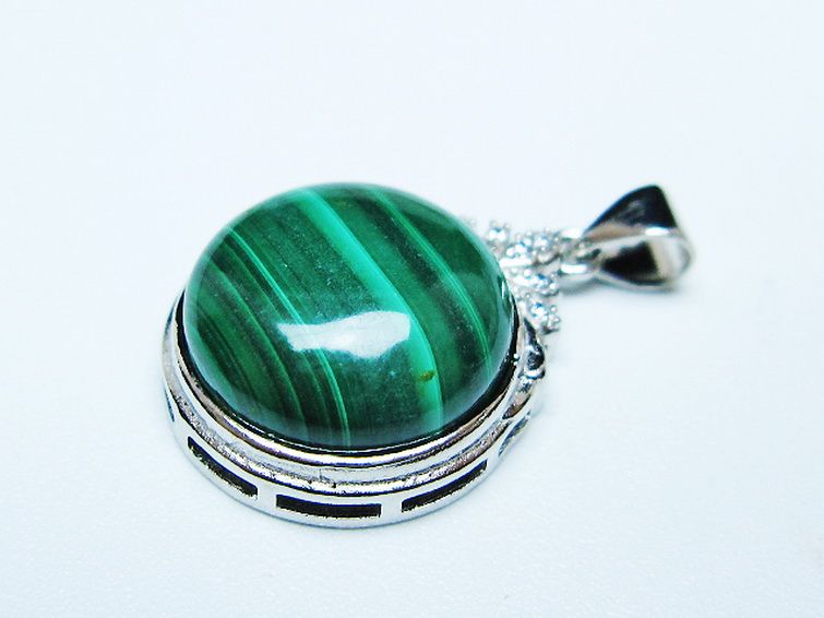 マラカイト ペンダント [t19-3843] 3枚目