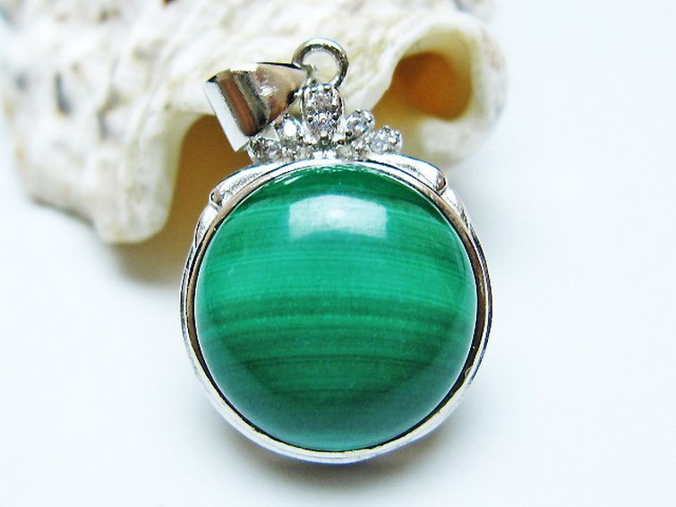 マラカイト ペンダント [t19-3870] 2枚目