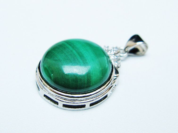 マラカイト ペンダント [t19-3870] 3枚目