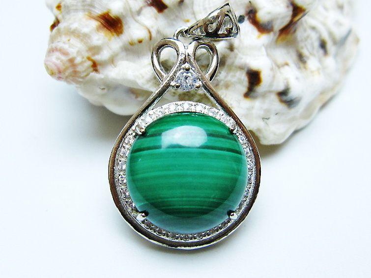 マラカイト ペンダント [t19-3883] 1枚目