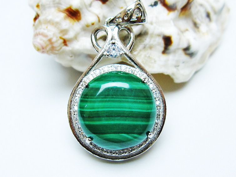 マラカイト ペンダント [t19-3884] 1枚目