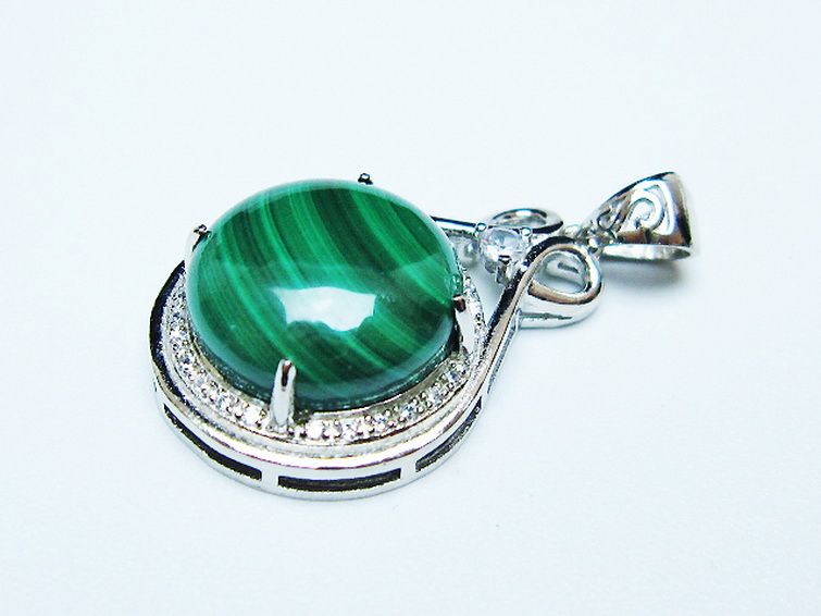 マラカイト ペンダント [t19-3888] 3枚目