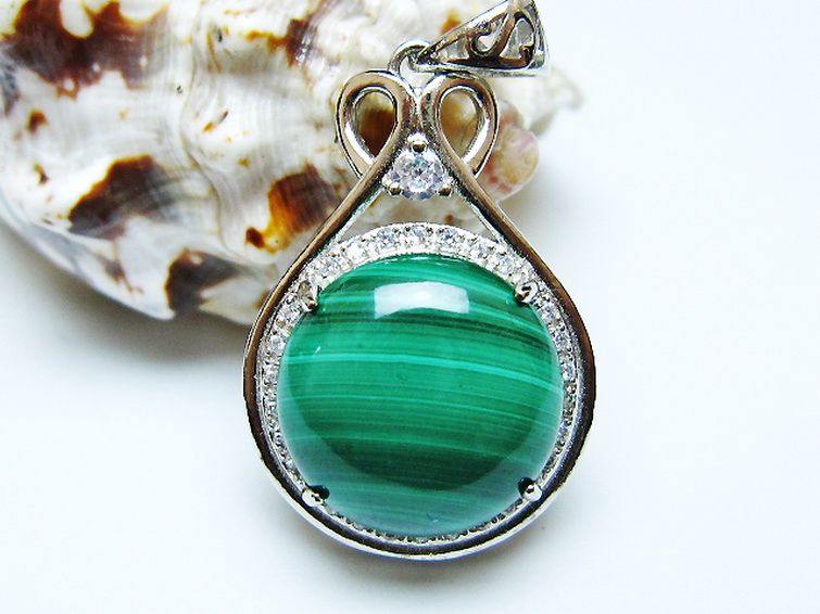 マラカイト ペンダント [t19-3914] 2枚目