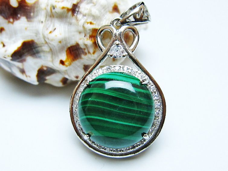 マラカイト ペンダント [t19-3916] 2枚目
