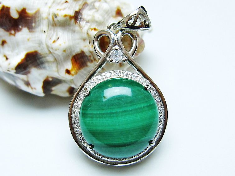 マラカイト ペンダント [t19-3923] 2枚目