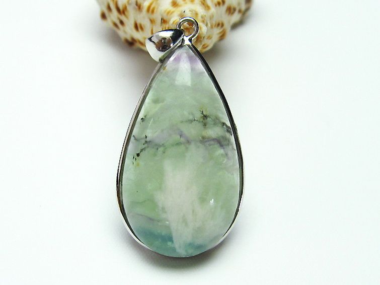 エンジェルフェザー フローライト ペンダント [T21-4213] 1枚目