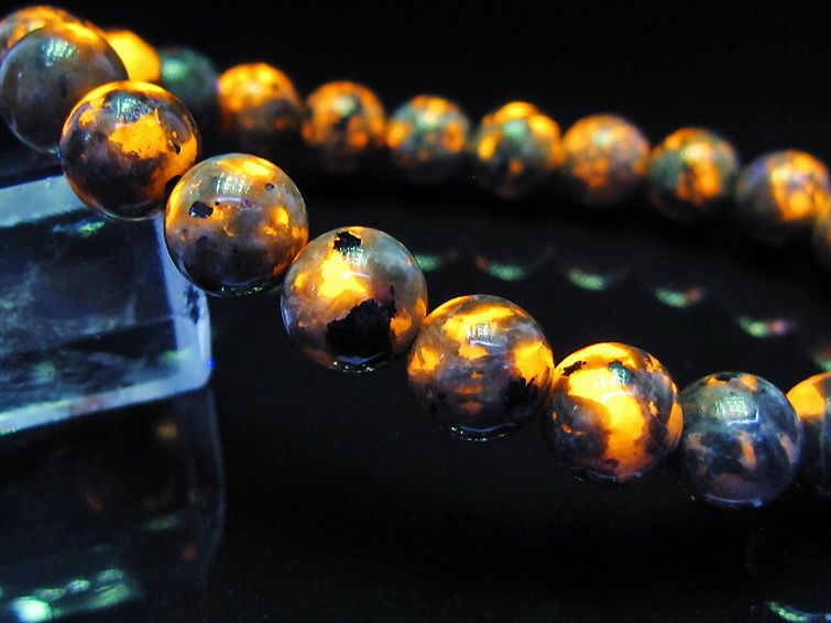 ユーパーライト ブレスレット 8mm [t216-3143] 2枚目