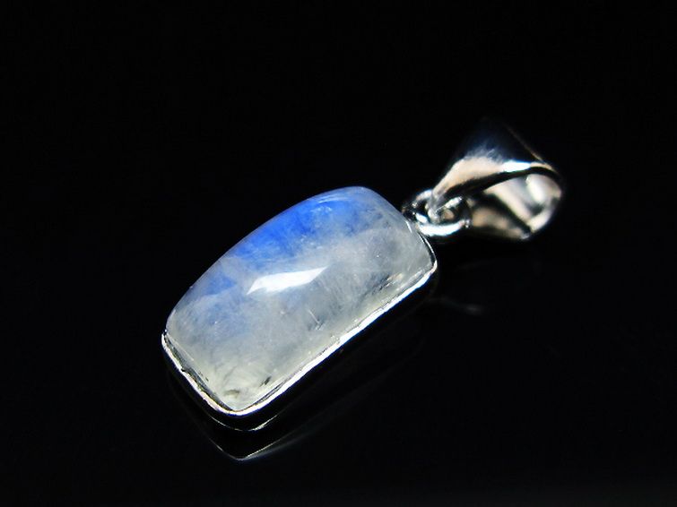 ムーンストーン ペンダント [t22-3270] 1枚目