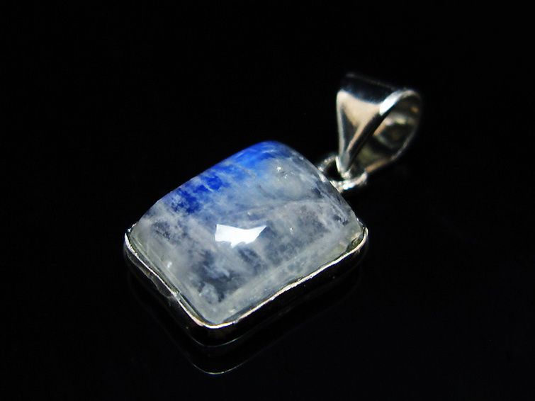 ムーンストーン ペンダント [t22-3281] 1枚目