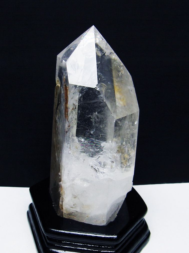 1.3Kg 虹入り ヒマラヤ水晶 六角柱[T222-2520] 1枚目