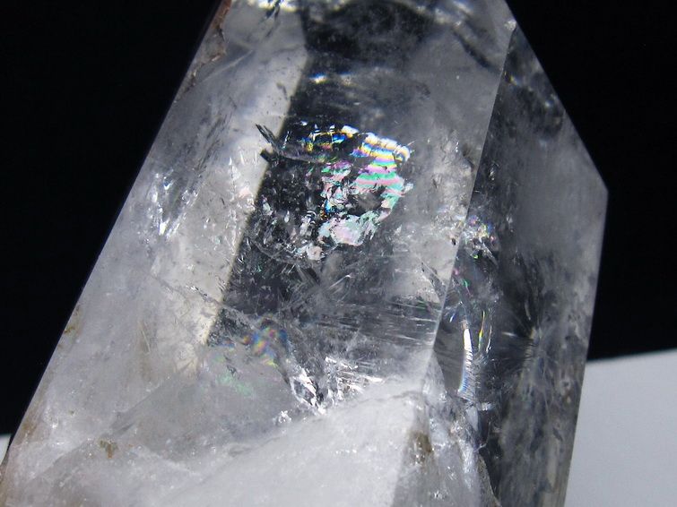 1.3Kg 虹入り ヒマラヤ水晶 六角柱[T222-2520] 3枚目
