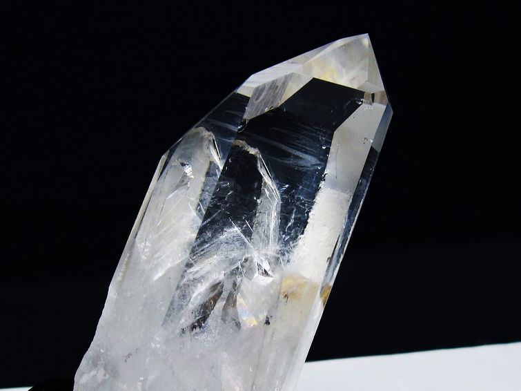 虹入り ヒマラヤ水晶 六角柱[T222-2543] 3枚目