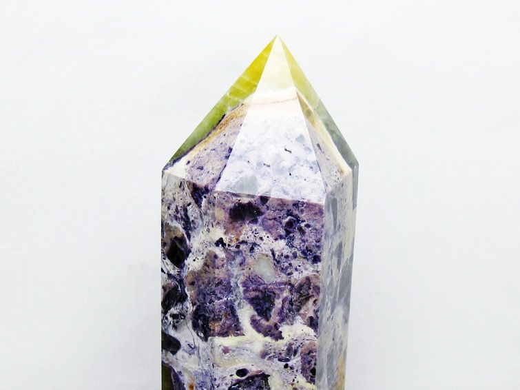 2.8Kg アメリカ　ユタ州産 ティファニーストーン 六角柱 [t222-2575] 2枚目