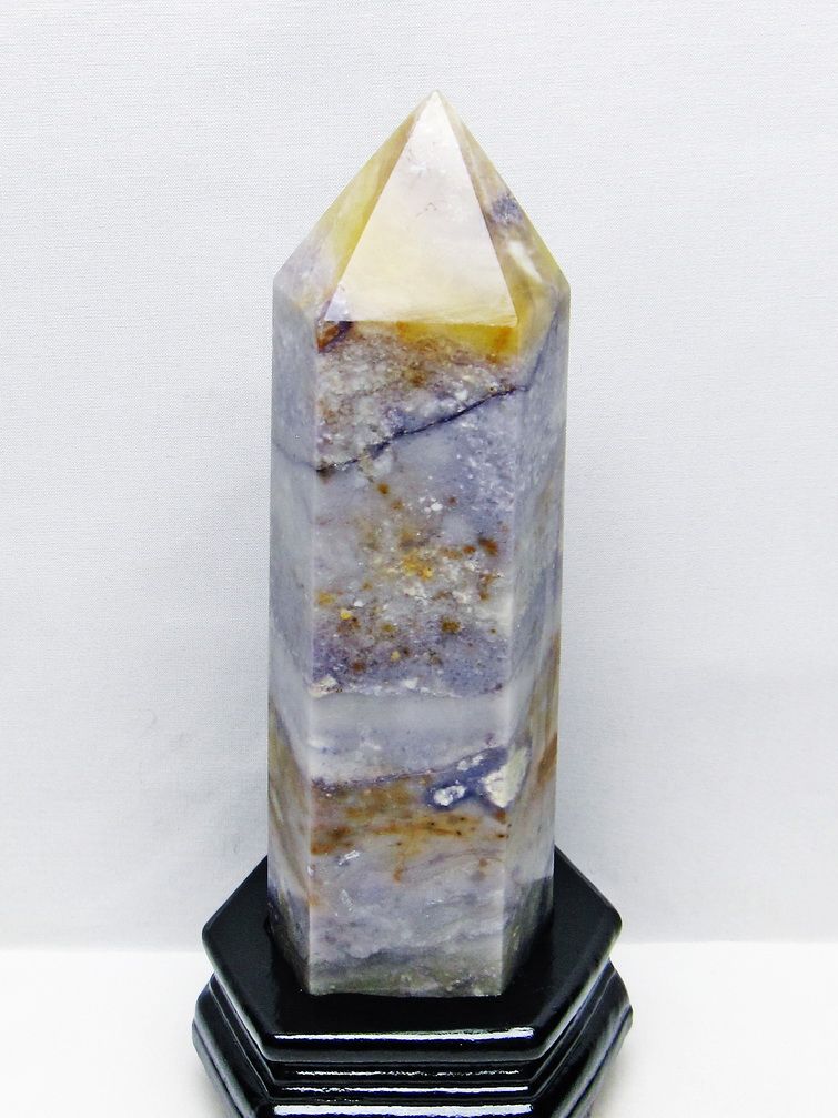 1.9Kg アメリカ　ユタ州産 ティファニーストーン 六角柱 [t222-2581] 1枚目