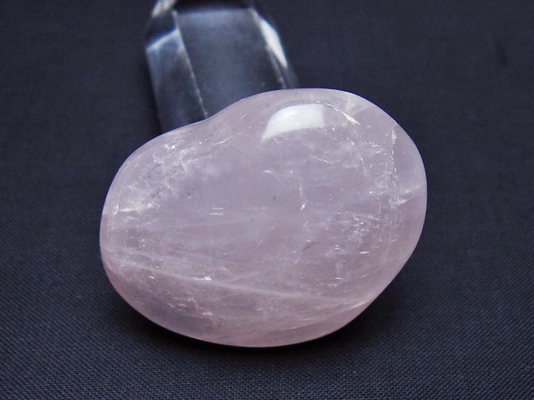 ローズクォーツハート 置物 [t225-8499] 2枚目