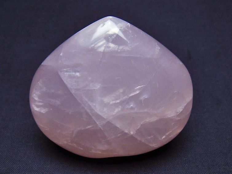 ローズクォーツハート 置物[T225-8532] 3枚目