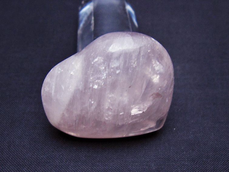 ローズクォーツハート 置物[T225-8555] 2枚目