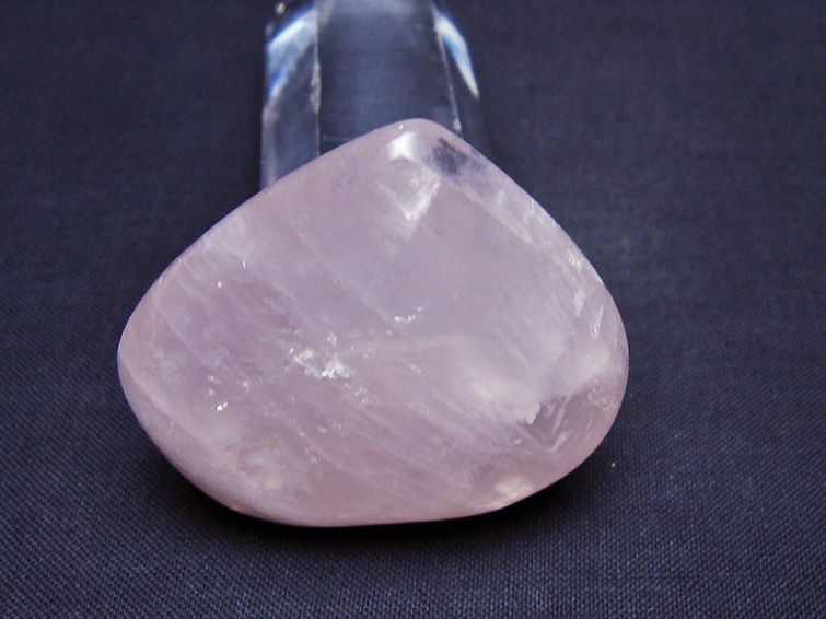 ローズクォーツハート 置物[T225-8555] 3枚目