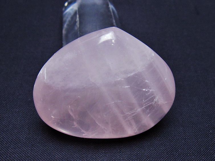 ローズクォーツハート 置物[T225-8557] 3枚目