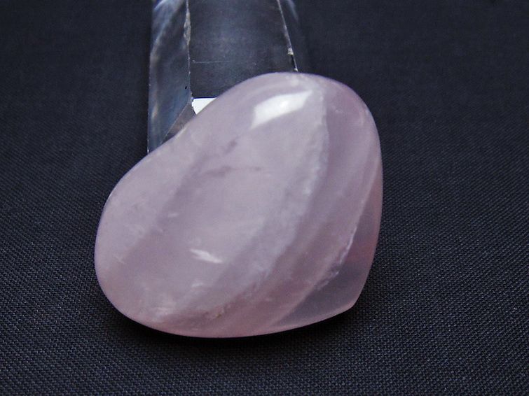 ローズクォーツハート 置物[T225-8558] 2枚目