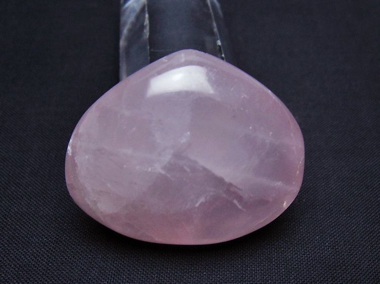 ローズクォーツハート 置物[T225-8561] 3枚目