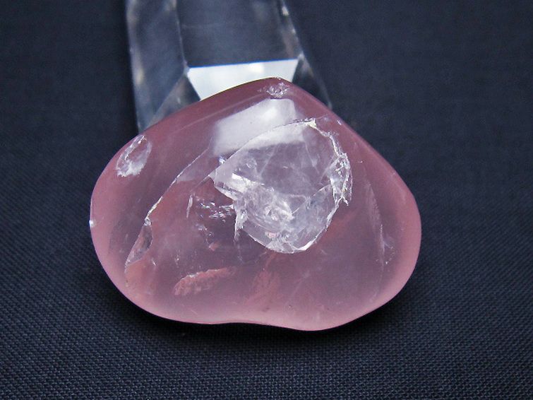 ローズクォーツハート 置物[T225-8573] 3枚目