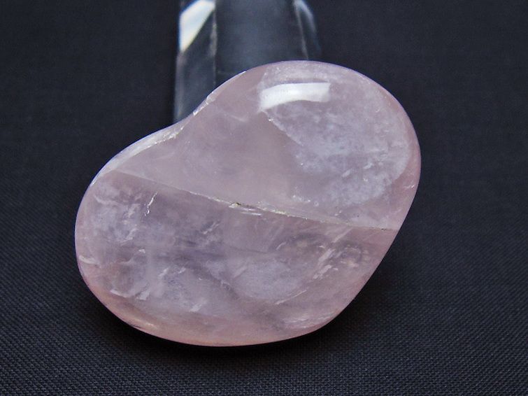 ローズクォーツハート 置物[T225-8582] 2枚目