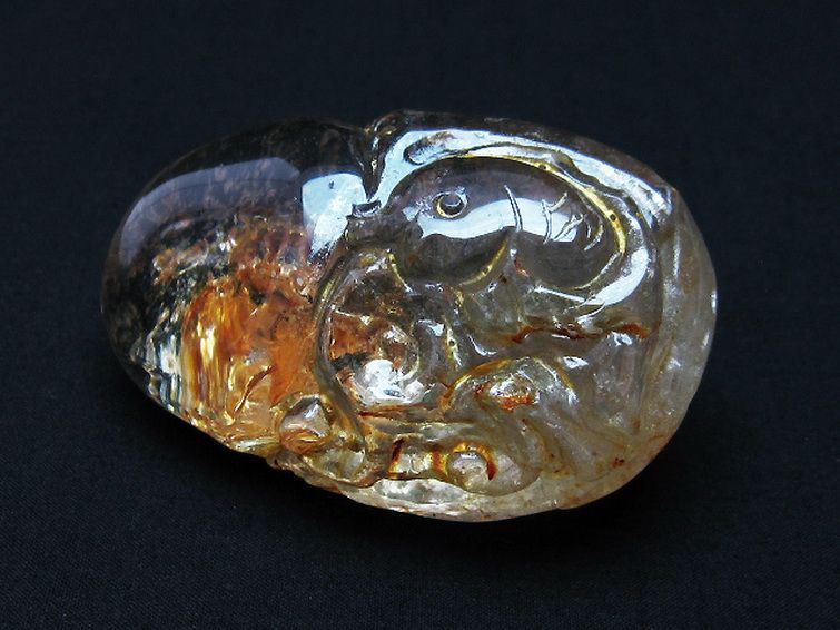 ヒマラヤ水晶 手彫り 魚 置物 [t261-1115] 3枚目