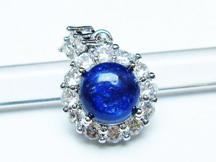 カイヤナイト ペンダント [t273-4106]