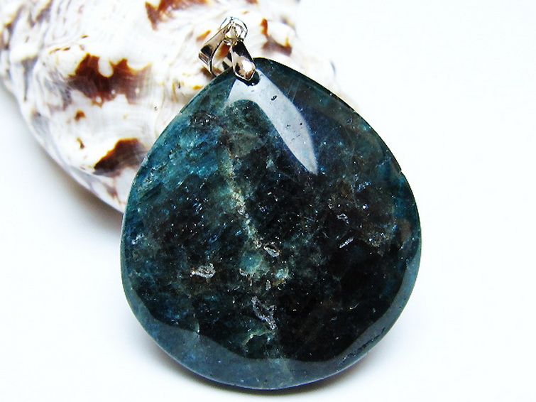 アパタイト ペンダント [T278-1567] 1枚目