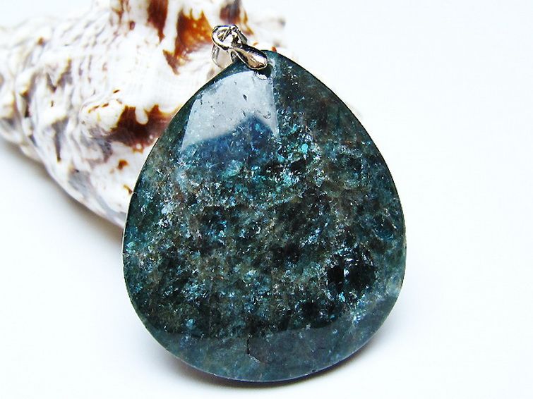 アパタイト ペンダント [T278-1568] 1枚目