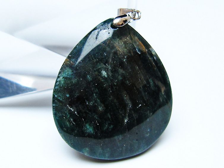 アパタイト ペンダント [t278-1592] 2枚目